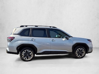 2026 Subaru Forester Premium photo 5