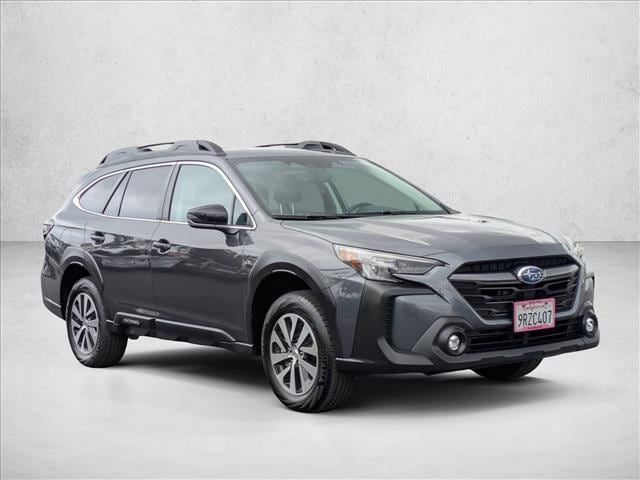 2025 Subaru Outback Premium photo 3