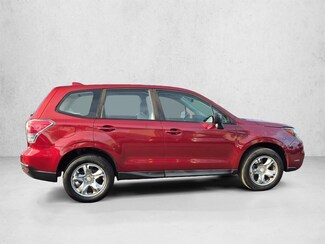 2017 Subaru Forester 2.5i photo 4