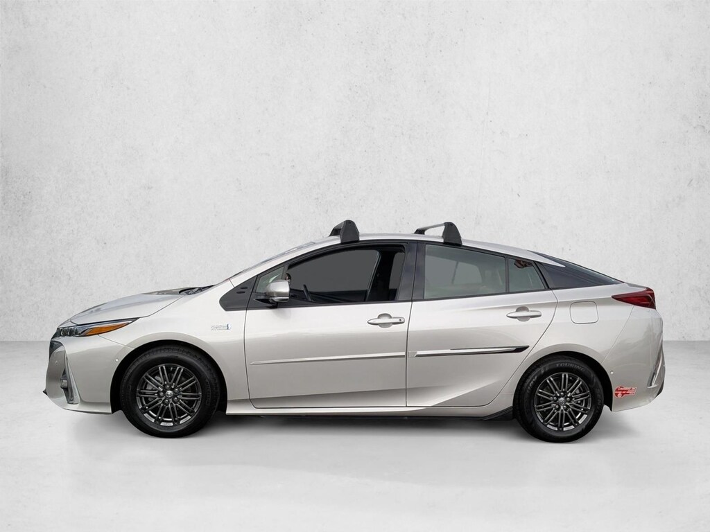 Used 2017 Toyota Prius Prime 5-Door Four Advanced Hatchback