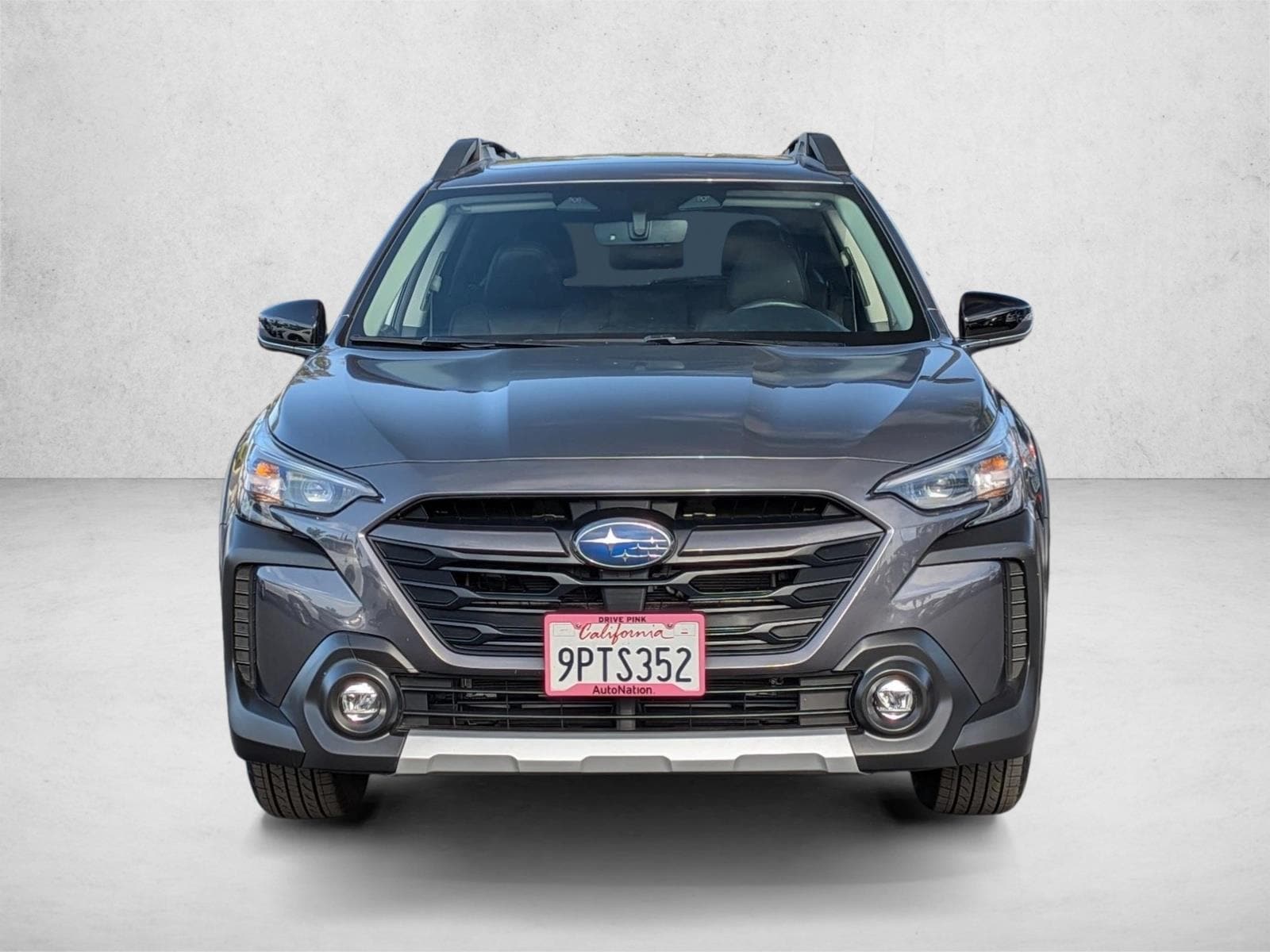 2025 Subaru Outback Limited XT photo 2