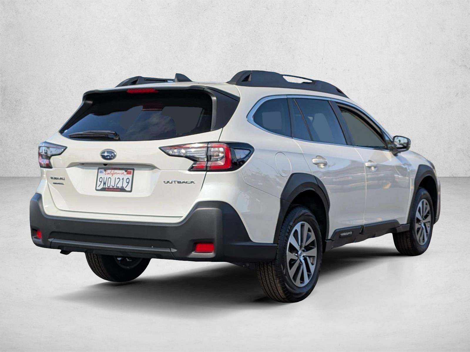 2025 Subaru Outback Premium photo 6