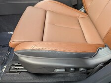 2026 Subaru Outback Touring in Crystal Black Silica, stock #TY555312 — photo 4