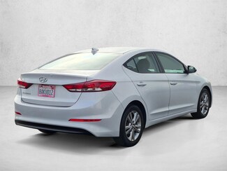 2018 Hyundai Elantra SEL photo 6