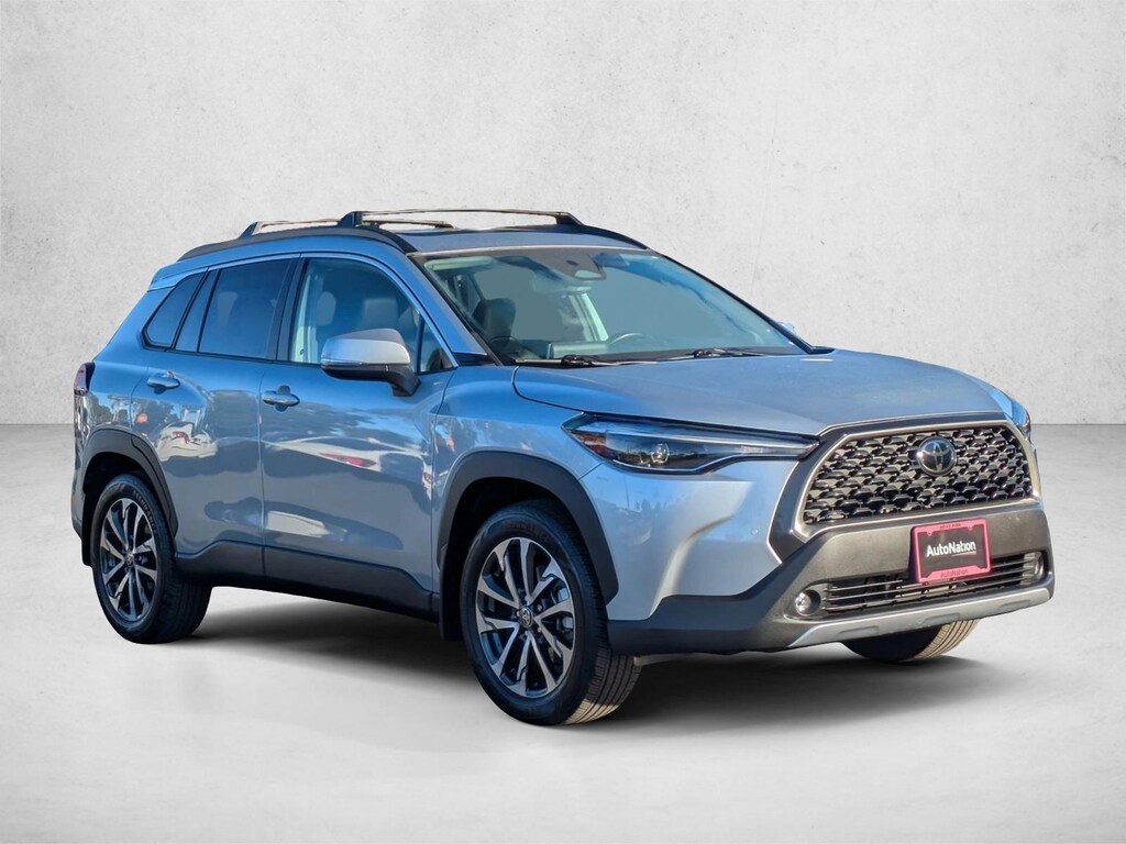 Used 2024 Toyota Corolla Cross XLE SUV
