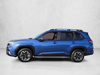2026 Subaru Forester Premium photo 2