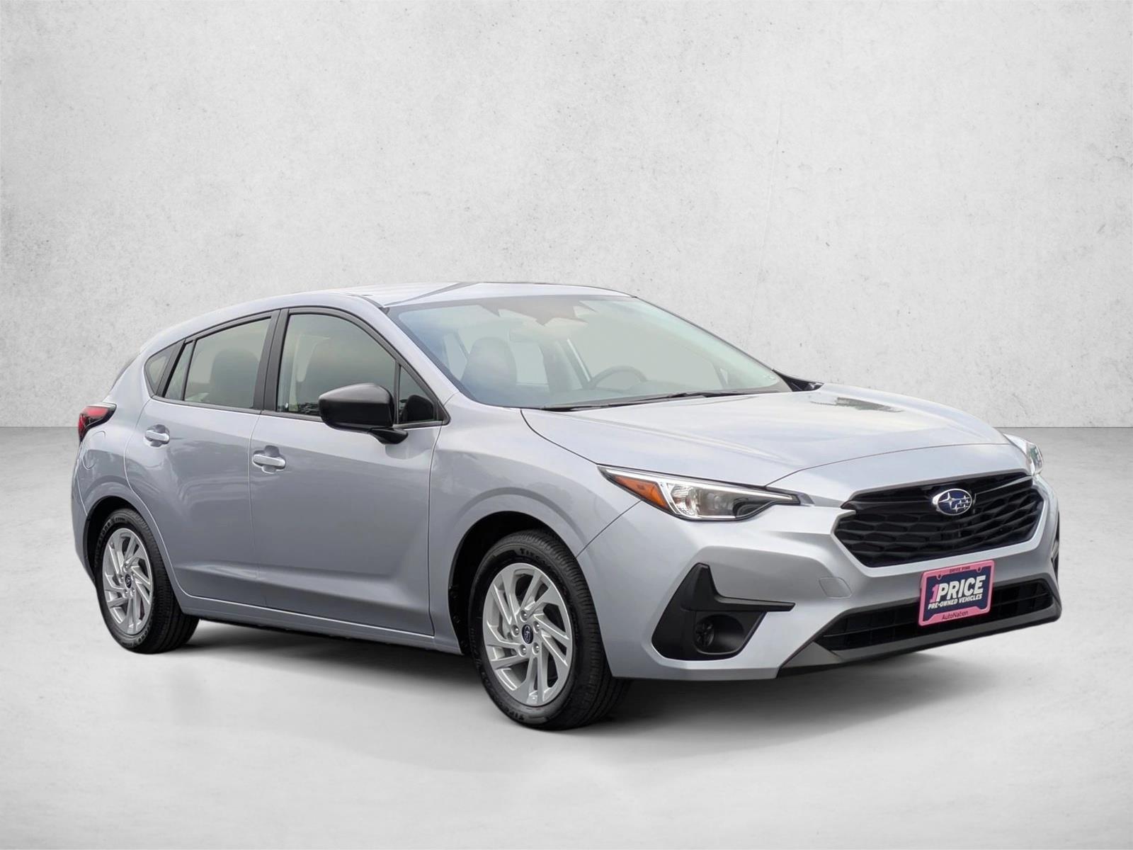 2025 Subaru Impreza Base photo 3