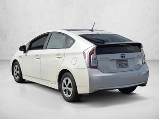 2013 Toyota Prius Four photo 8