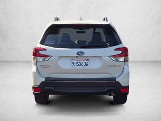 2023 Subaru Forester Limited photo 6