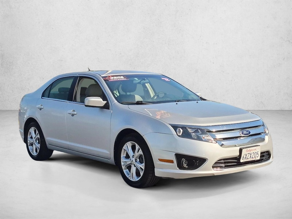 Used 2012 Ford Fusion SE Sedan