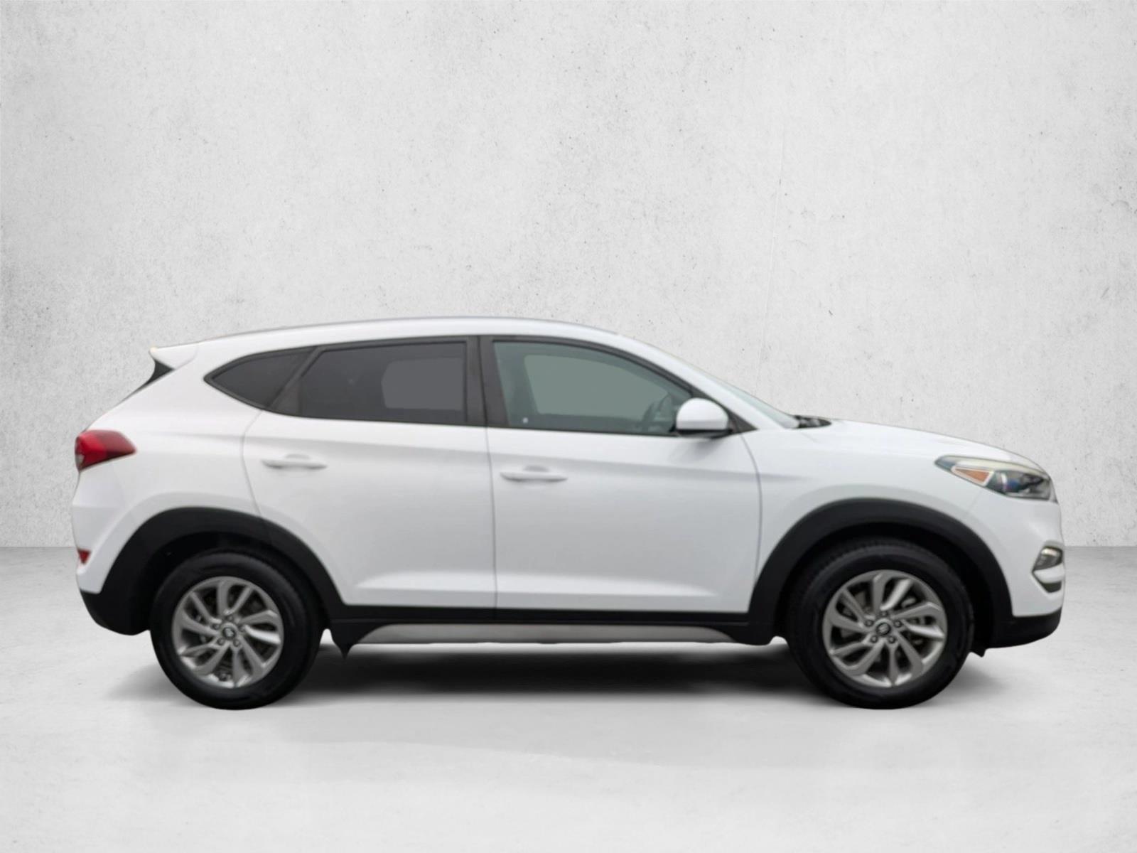 2018 Hyundai Tucson SEL photo 3