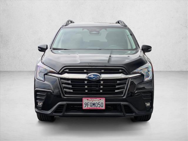 2023 Subaru Ascent Limited 8-Passenger photo 2