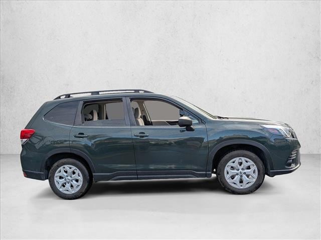 2023 Subaru Forester Base photo 5