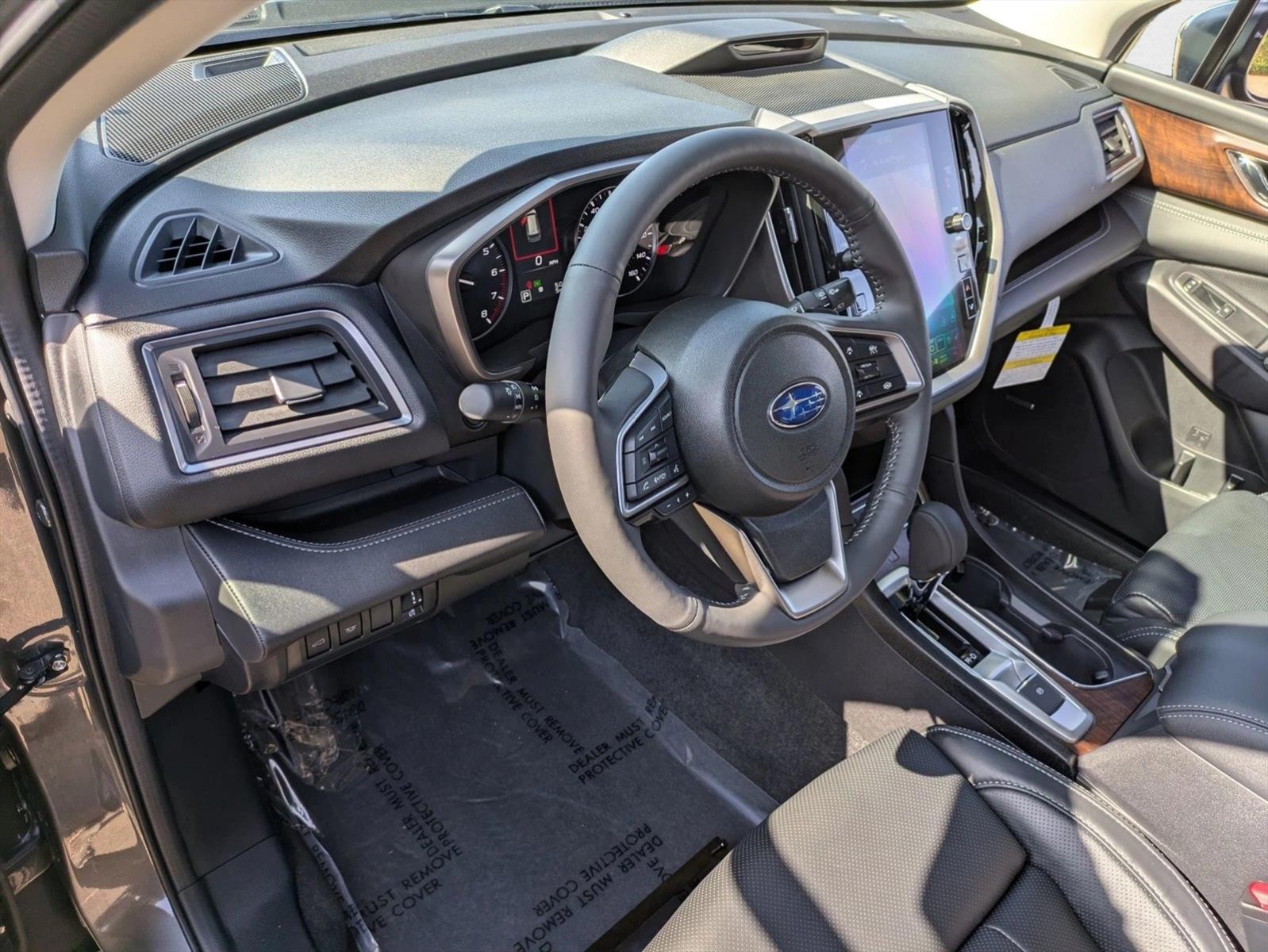 2025 Subaru Ascent Touring photo 3