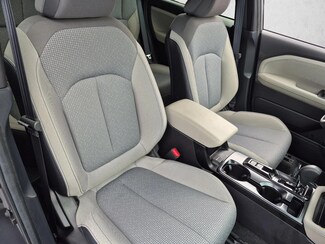 2026 Subaru Forester Premium photo 17