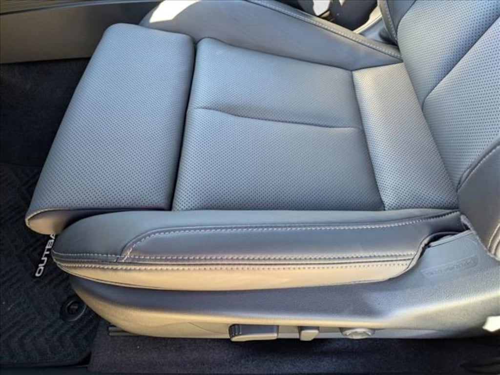 New 2026 Subaru Outback Touring XT SUV