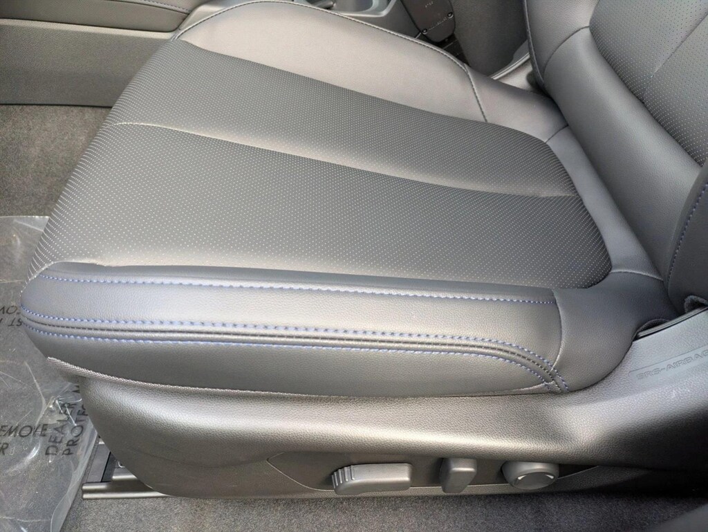 New 2025 Subaru Forester Hybrid Limited SUV