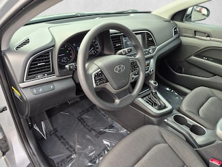 2018 Hyundai Elantra SEL photo 9