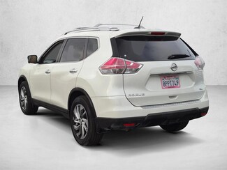 2015 Nissan Rogue SL photo 8