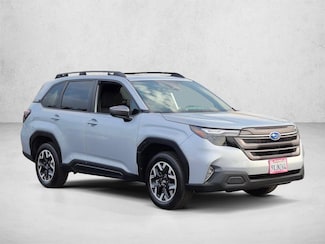 2026 Subaru Forester Premium photo 4
