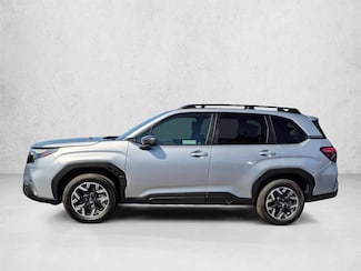 2026 Subaru Forester Premium photo 2