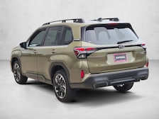 2026 Subaru Forester Limited Hybrid in Autumn Green Metallic, stock #T3149828 — photo 9