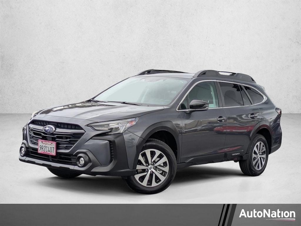 Used 2025 Subaru Outback Premium SUV