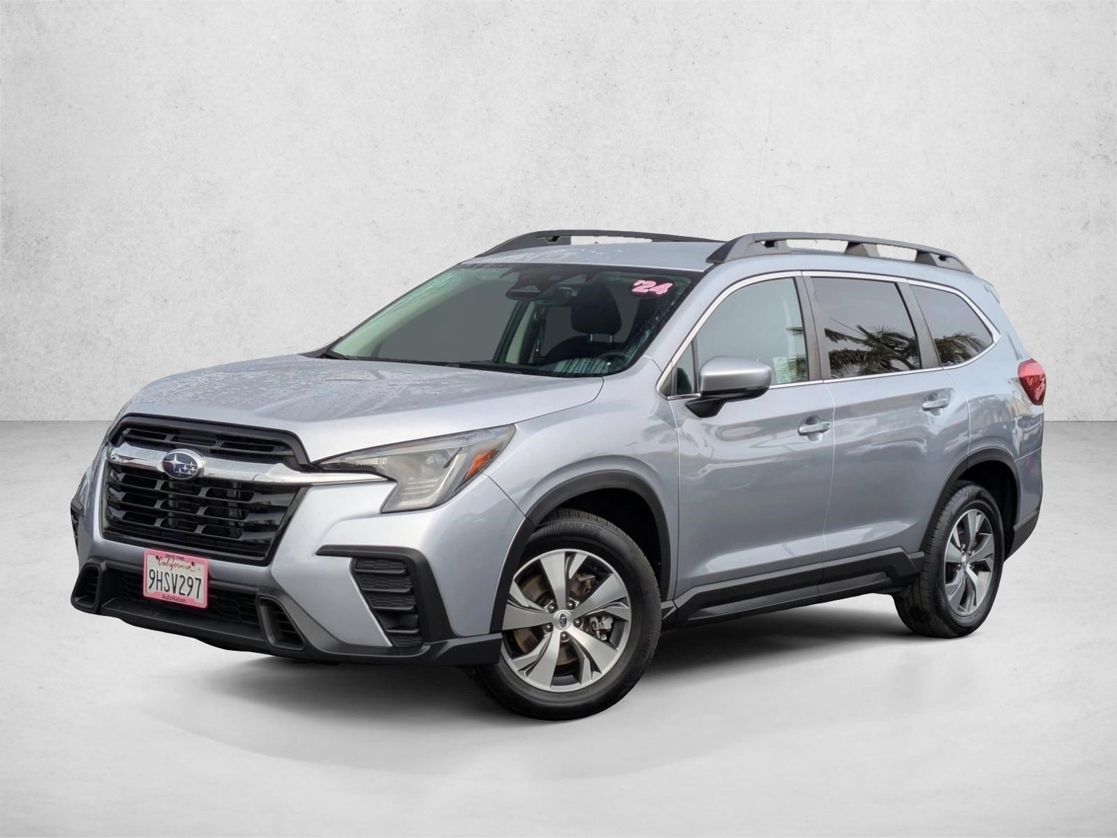 2024 Subaru Ascent Premium's photo