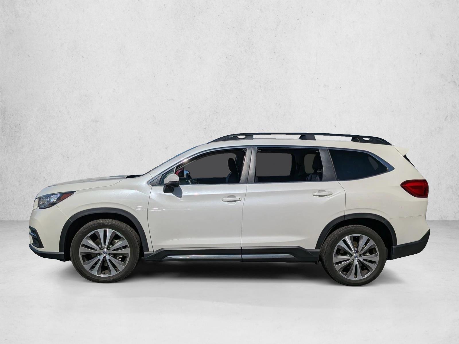 2022 Subaru Ascent Limited 7-Passenger photo 2
