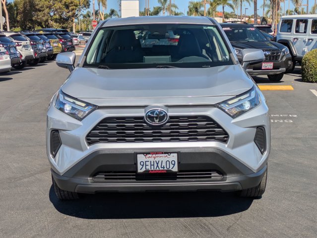 2023 Toyota RAV4 LE photo 2