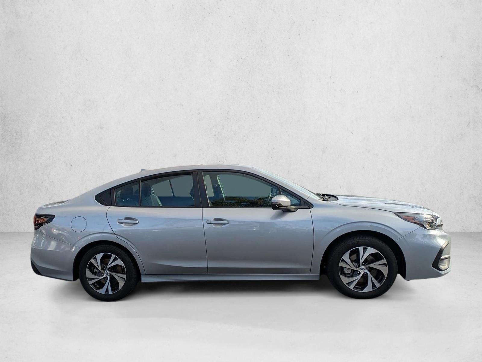 2024 Subaru Legacy Premium photo 4