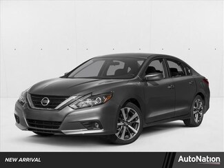 2017 Nissan Altima 2.5 SR photo 1