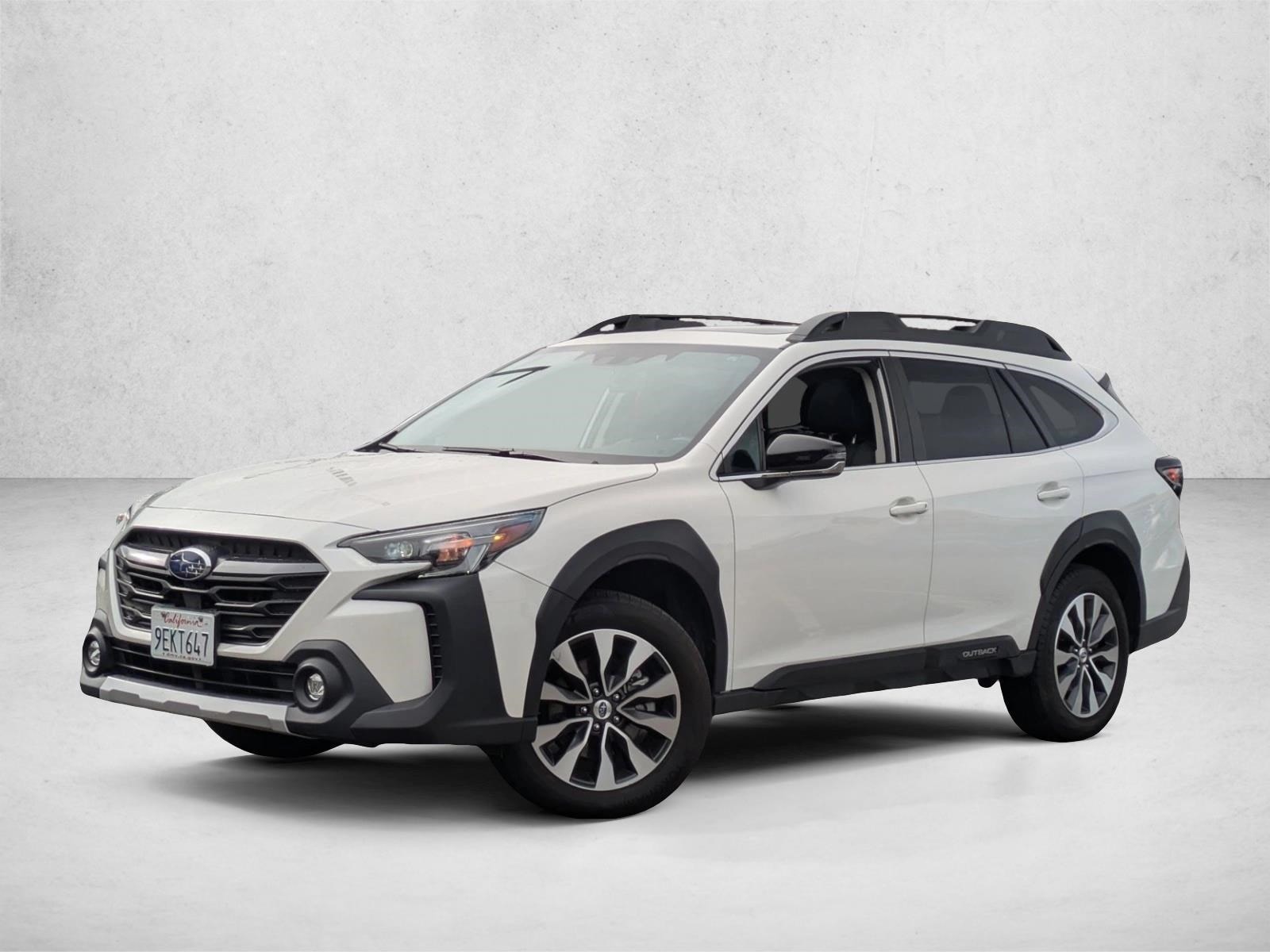 2023 Subaru Outback Limited's photo