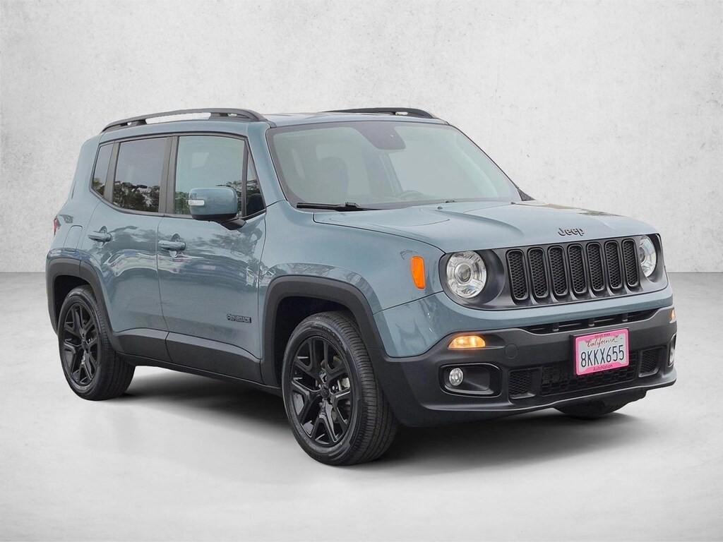 Used 2018 Jeep Renegade Latitude FWD SUV