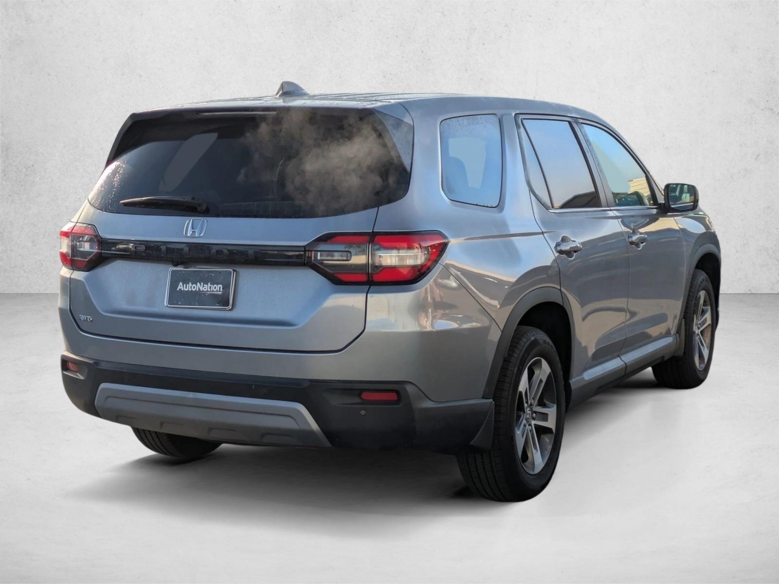 2024 Honda Pilot EX-L photo 4