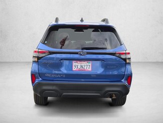 2026 Subaru Forester Premium photo 7
