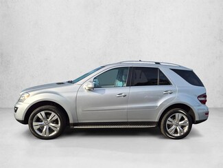 2010 Mercedes-Benz M-Class ML350 4MATIC photo 2