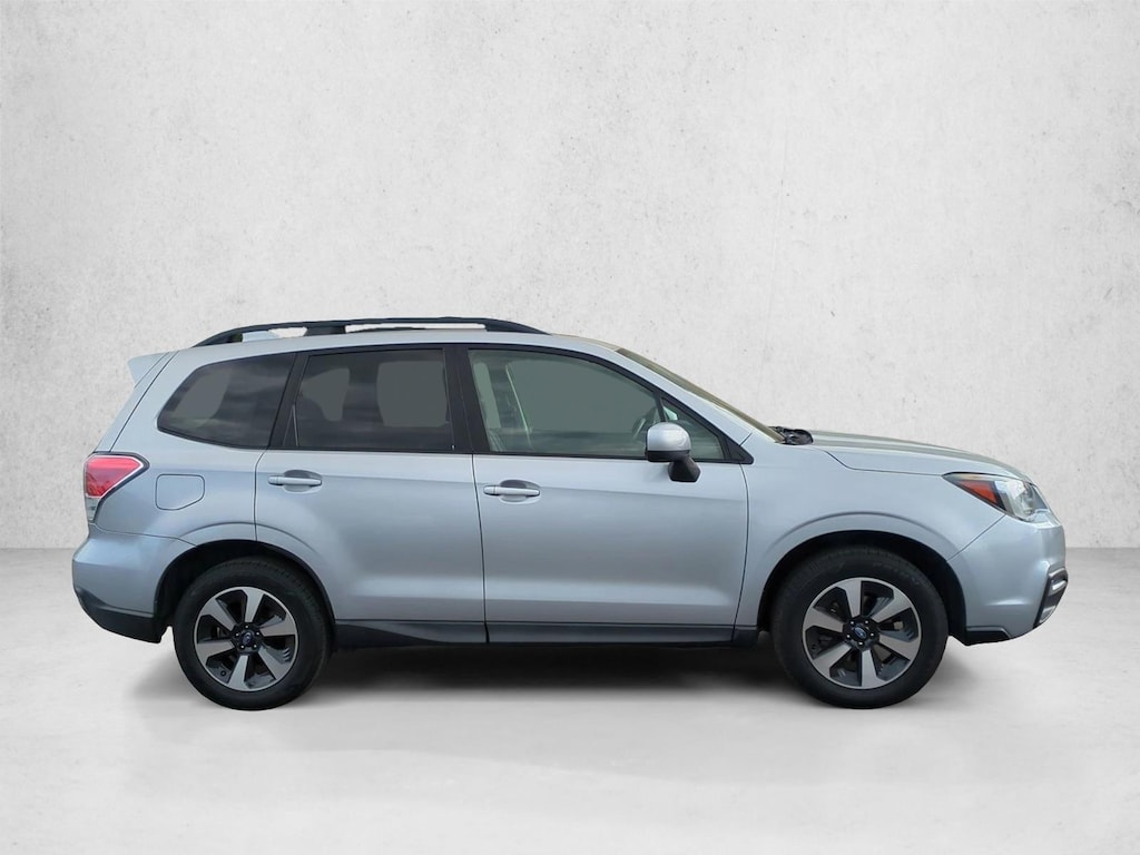 Used 2017 Subaru Forester 2.5i Premium SUV