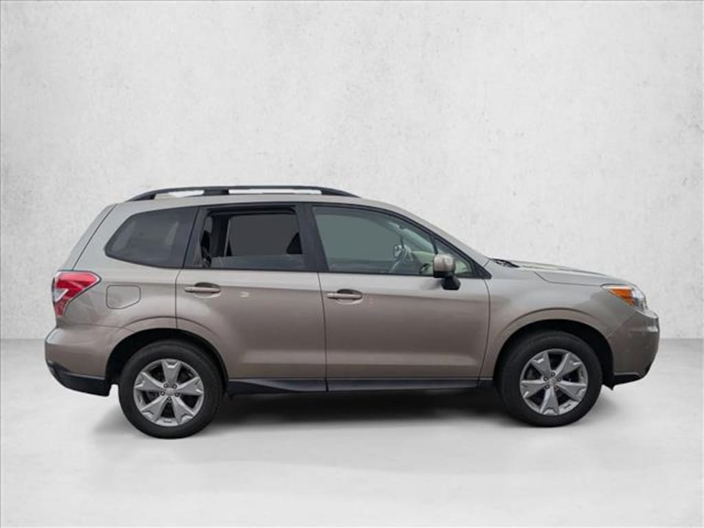 Used 2016 Subaru Forester 2.5i Premium SUV