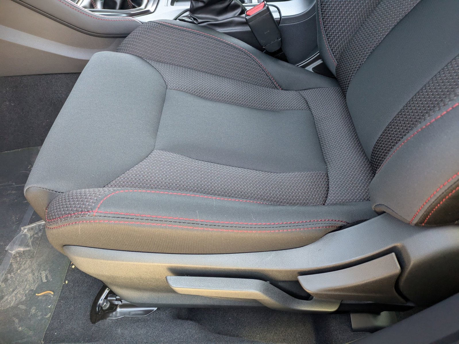 2025 Subaru WRX Premium photo 4