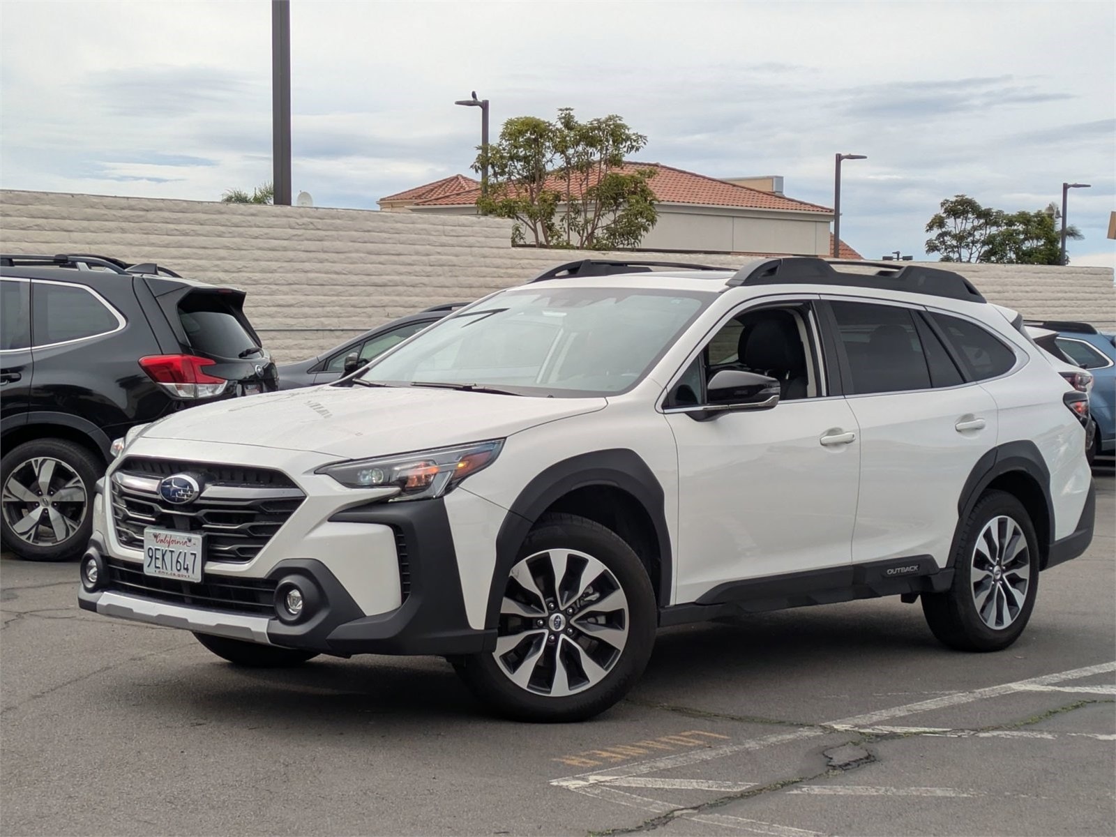 2023 Subaru Outback Limited's photo