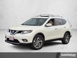 2015 Nissan Rogue SL photo 1