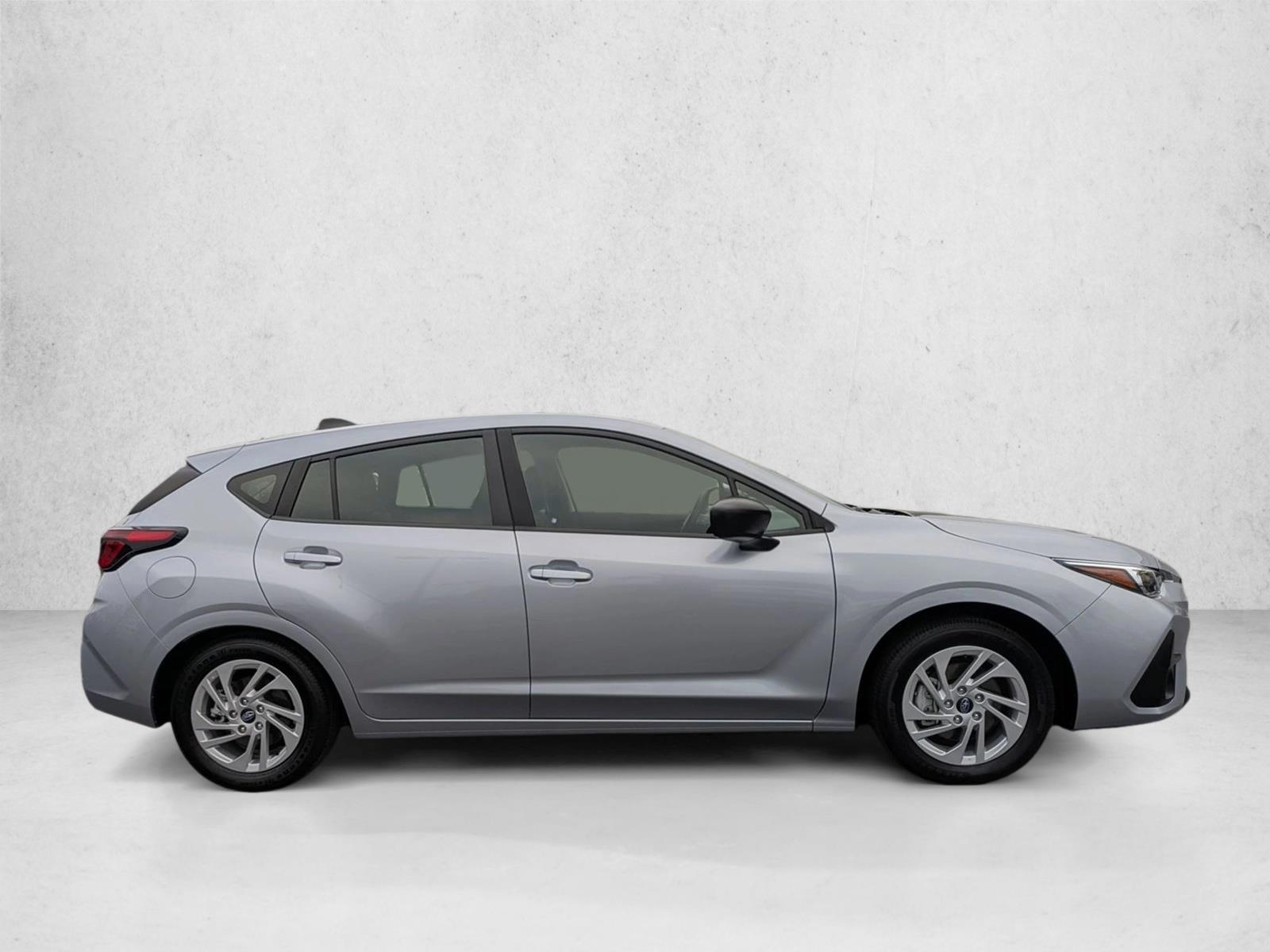 2025 Subaru Impreza Base photo 4
