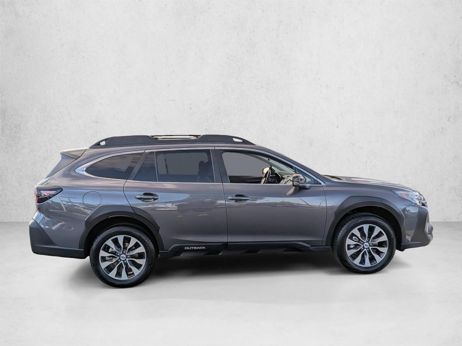 2025 Subaru Outback Limited XT photo 4