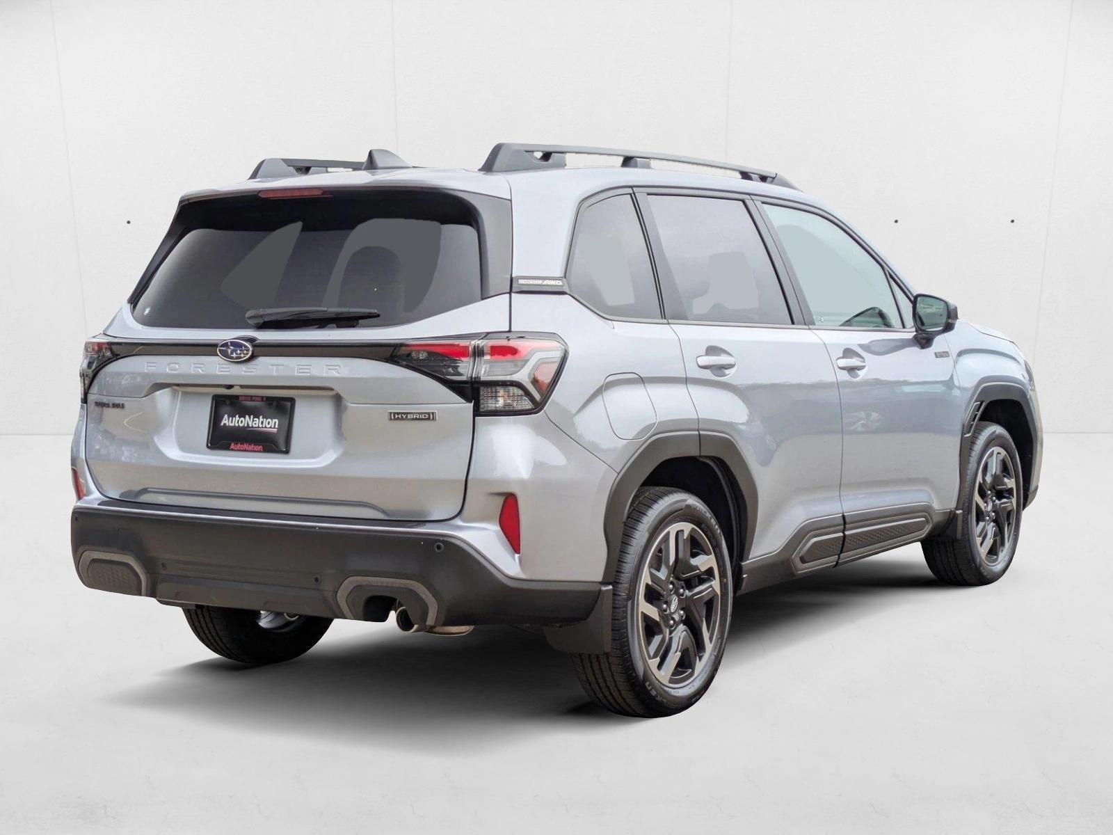 2025 Subaru Forester Limited photo 2