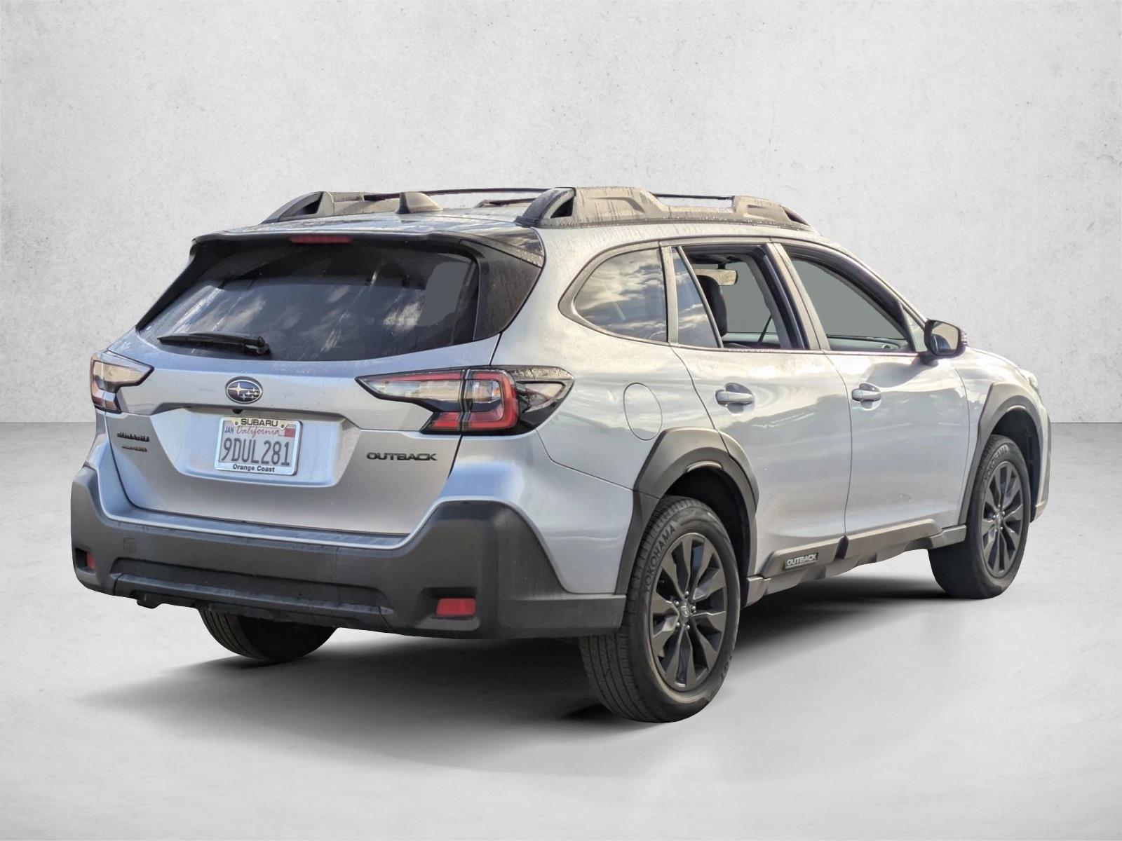 2023 Subaru Outback Onyx Edition photo 4