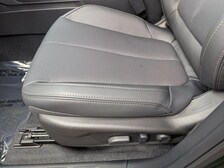 2026 Subaru Outback Limited XT in Deep Emerald Green Pearl, stock #TY554939 — photo 4
