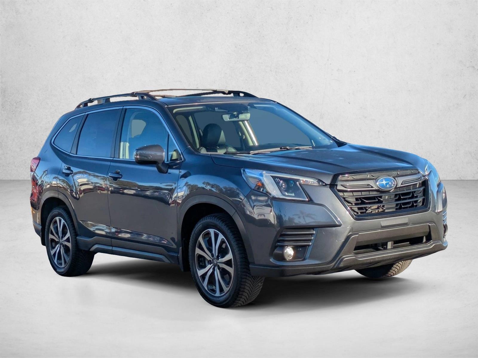 2022 Subaru Forester Limited photo 3