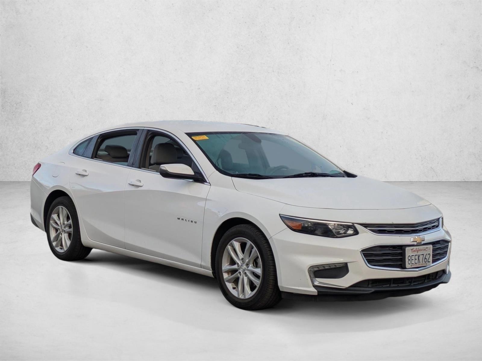 2018 Chevrolet Malibu 1LT photo 3