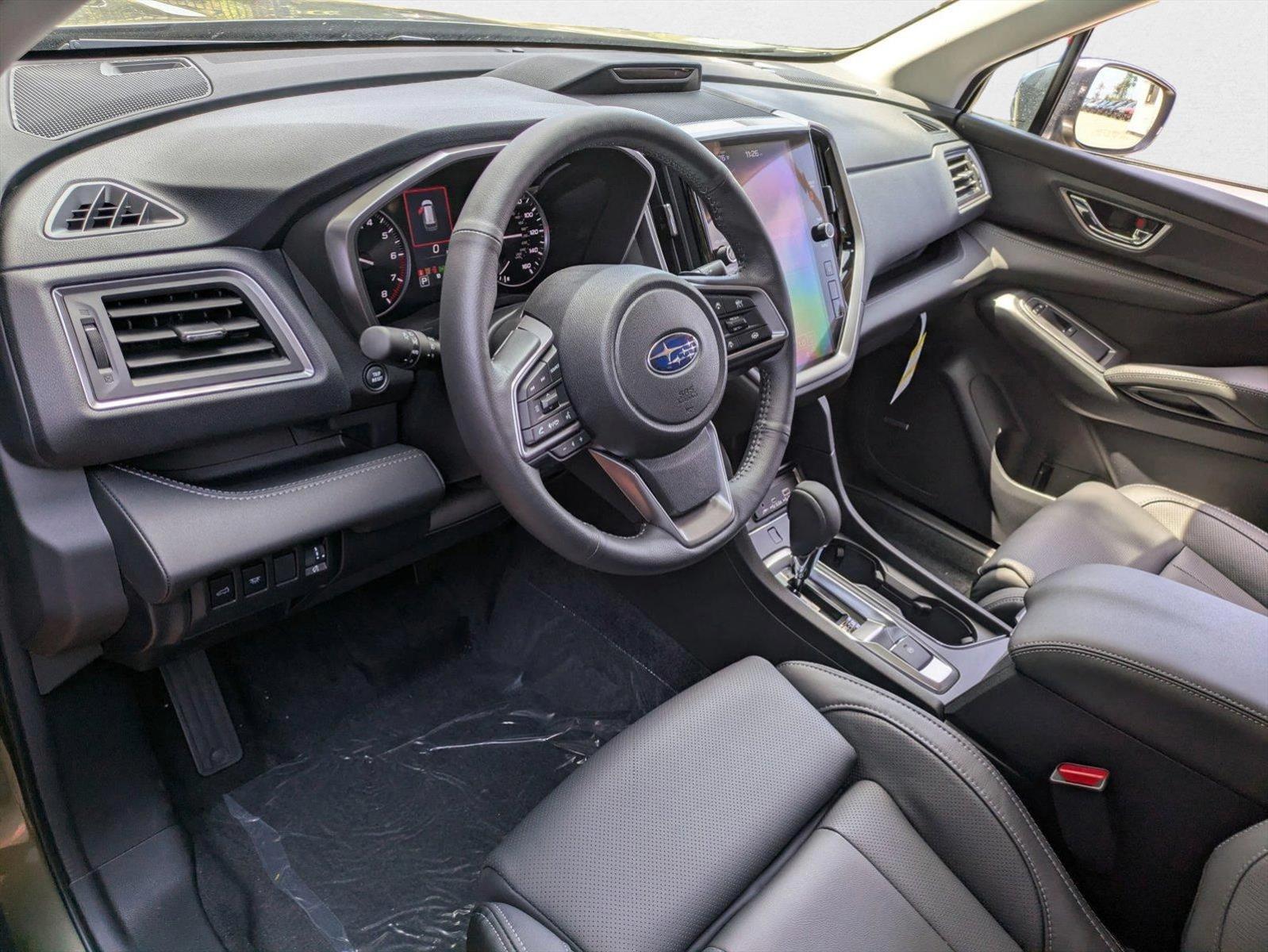 2025 Subaru Ascent Limited photo 3